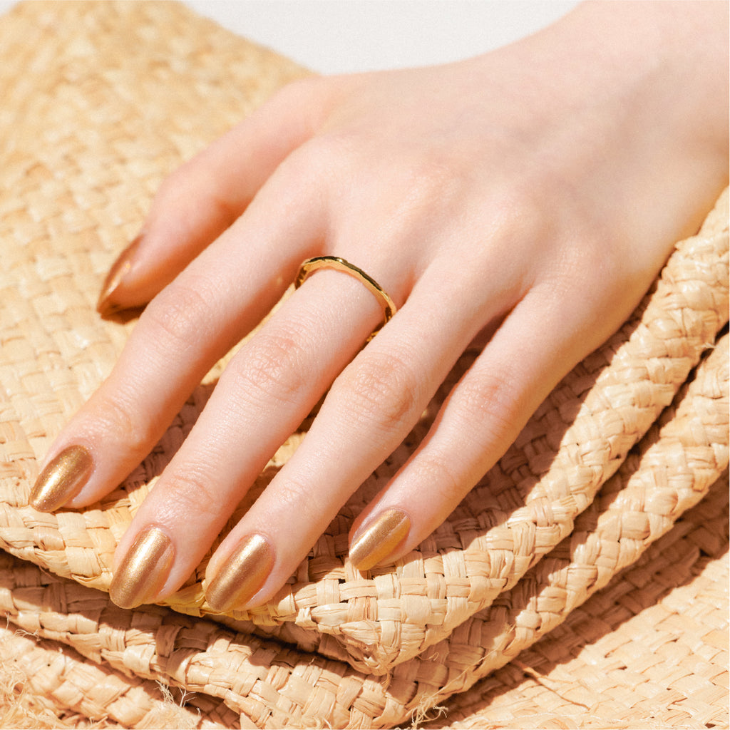 GN_25SL_EC_hand_150_1024x1024.