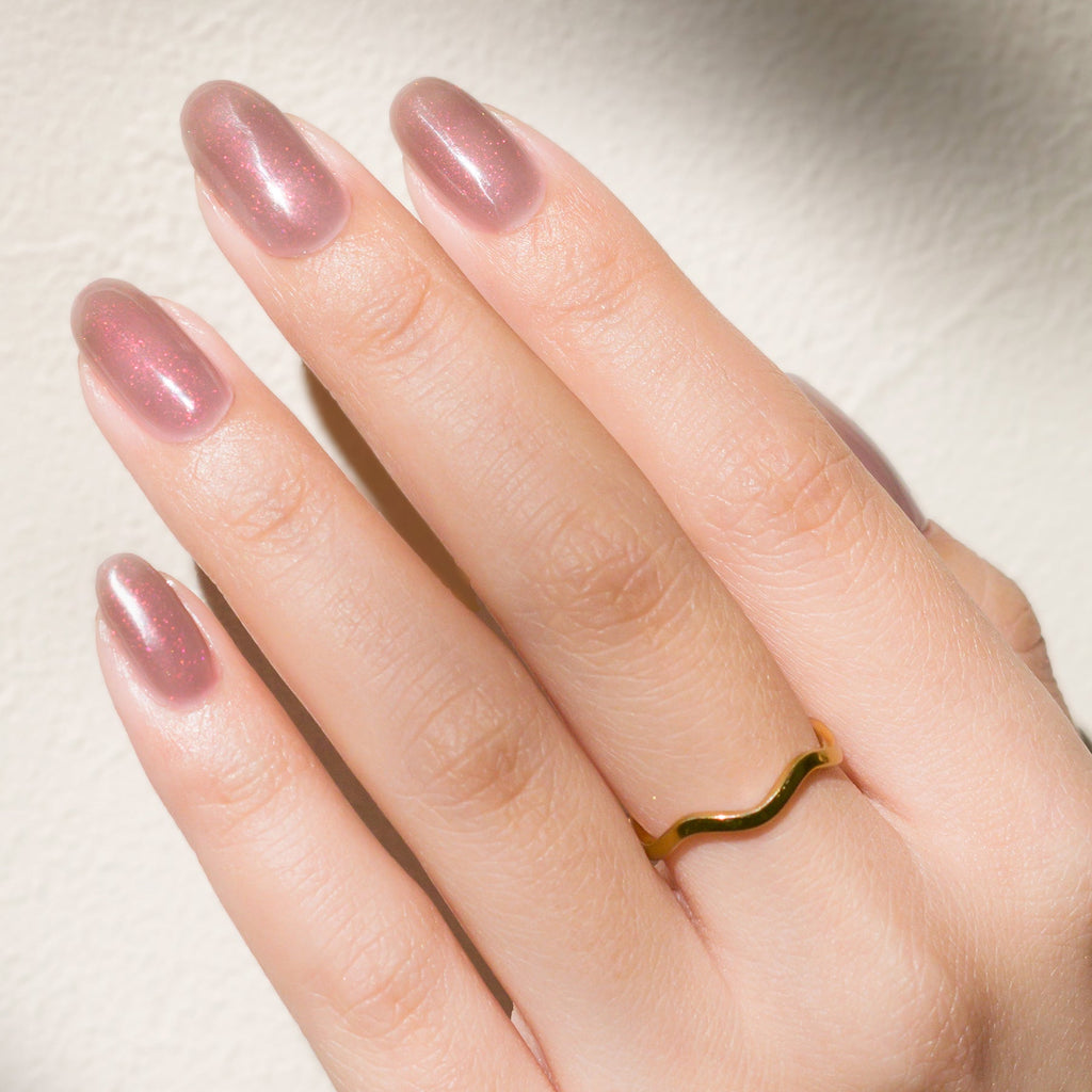 GM_23AW_EC_hand_131_1024x1024.